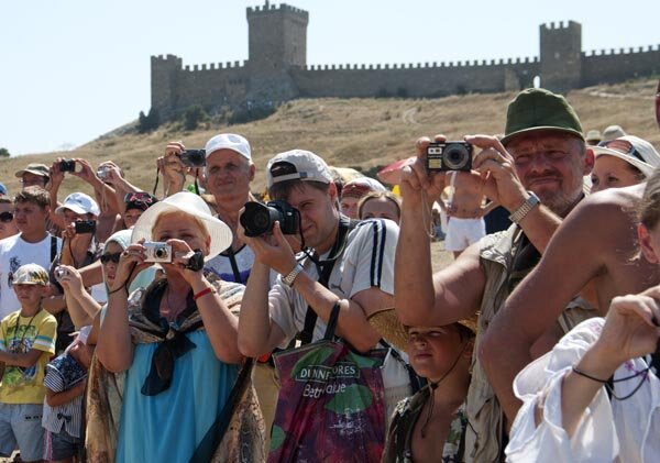 Регионам Крыма предложили определить потребности в числе туристов
