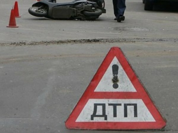 В Крыму за сутки под колесами автомобиля погибли два человека