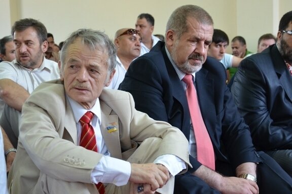 После ареста Чийгоза Джемилев и Чубаров заявили о репрессиях против крымски ...