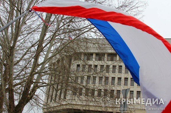 Российский Крым впервые празднует День своего флага