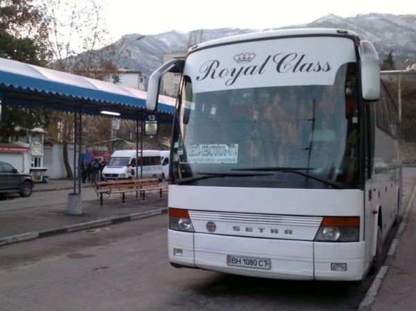 Официального восстановления автобусного сообщения между Крымом и Украиной н ...