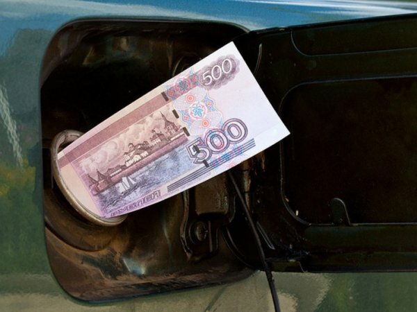В Крыму цены на бензин одни из самых высоких в России