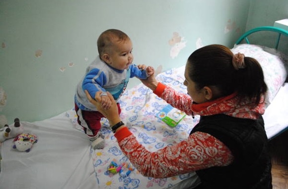 Продолжаются поиски родных малыша, найденного в парке на ЮБК