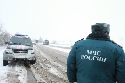 Спасатели контролируют обстановку на дорогах Крыма